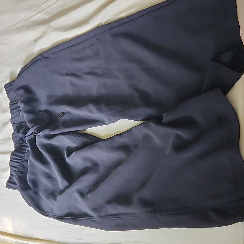 Lululemon wide leg pant
